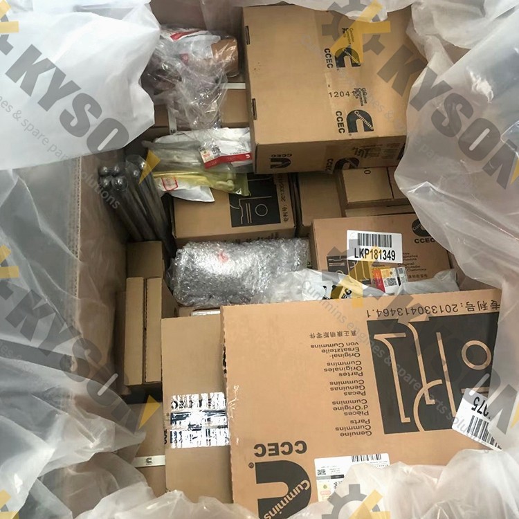 Mini Excavator High Horsepower Engine Spare Parts Injector 2867147 2867148 For Cummins Engine QSK19 QSK60